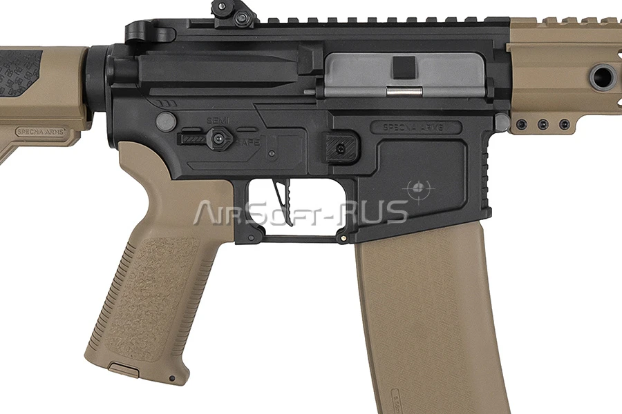 Карабин Specna Arms AR15 4 Custom HAL TAN (SA-F04-HT-ETU)