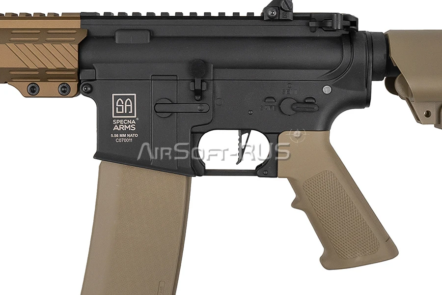 Карабин Specna Arms AR15 Custom HAL TAN (SA-C25-CB-ETU)